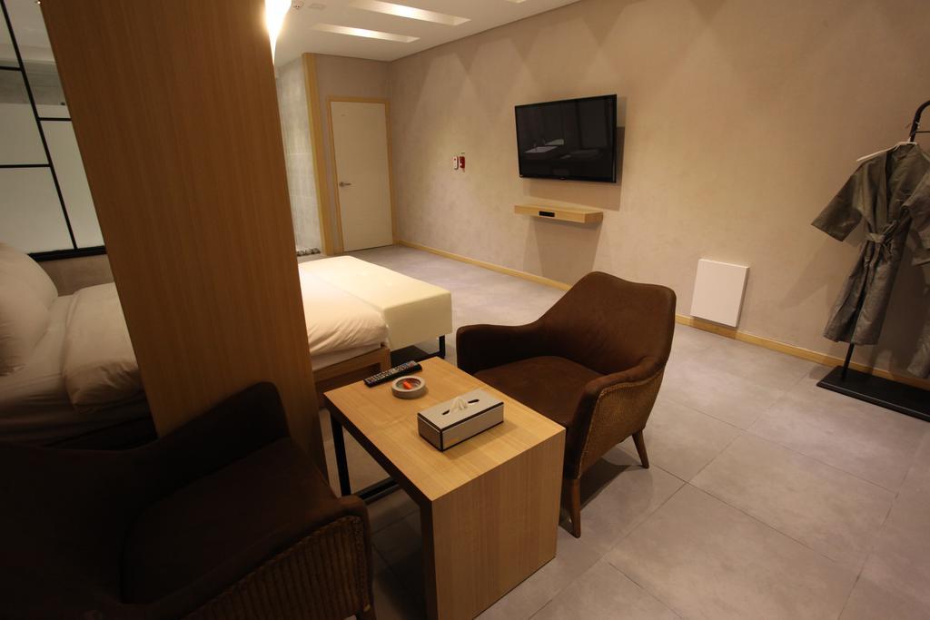 C&B Hotel 安山市 外观 照片